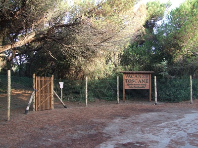 Entrance and parking area